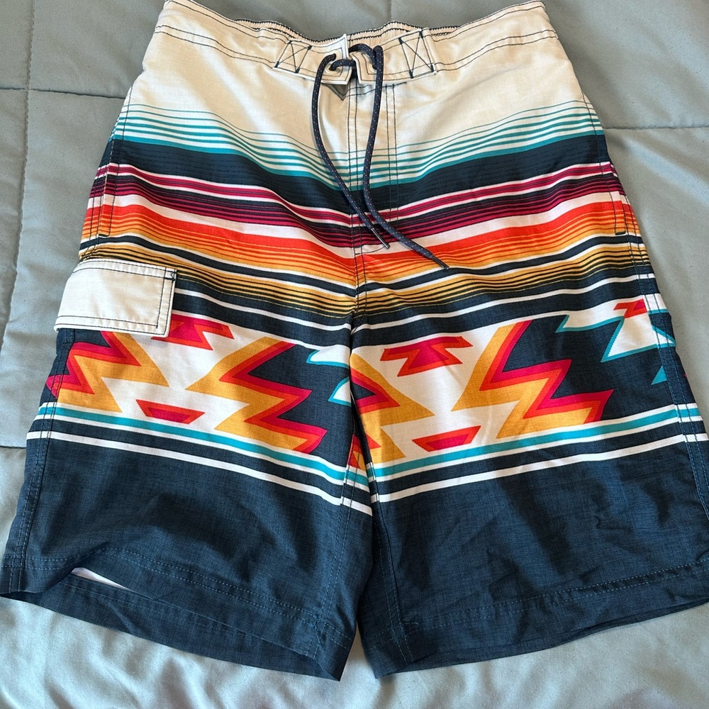Men’s board shorts
